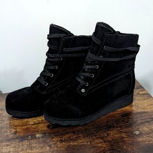 BearPaw Boots